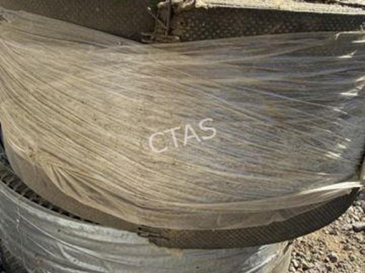 #202-•-(2)-round-bale-belts-image-4