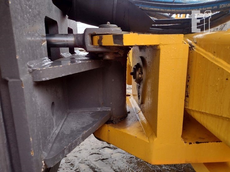 2014-volvo-sd115-image-23