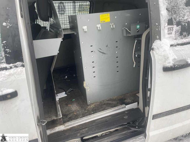 2015-ram-tradesman-image-7