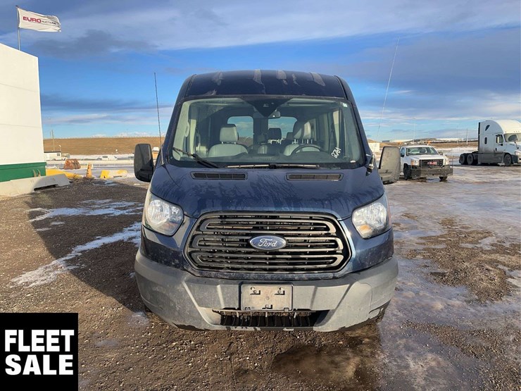 2019-ford-transit-image-9