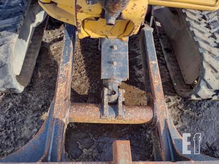 2013-deere-35d-image-20