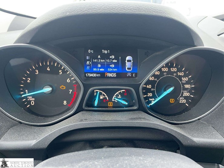 2017-ford-escape-image-13