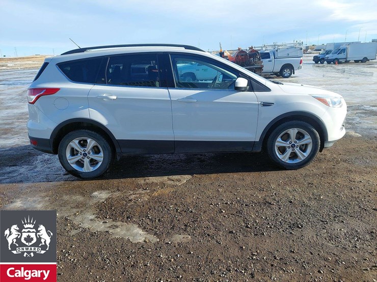 2016-ford-escape-image-8