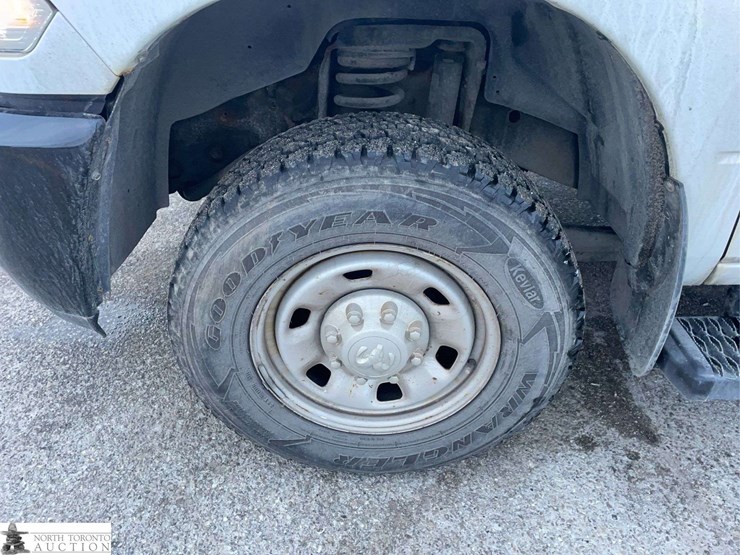 2015-dodge-2500-image-20