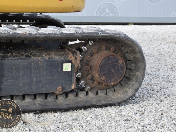 2019-caterpillar-305.5e2-cr-image-39