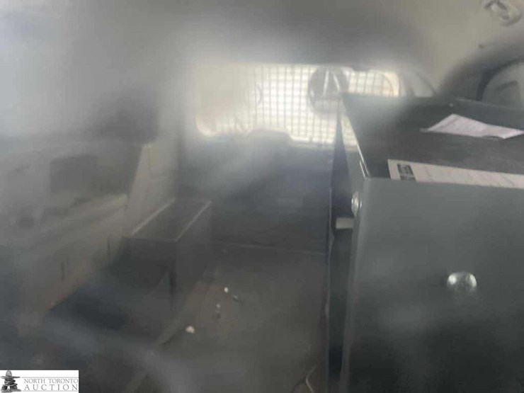 2015-ram-tradesman-image-17