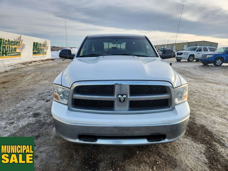 2011-dodge-1500-image-6