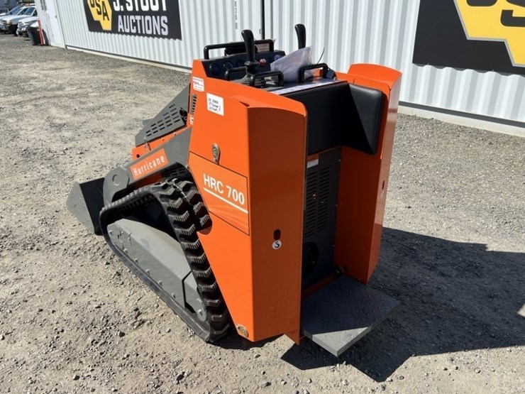 2025-hurricane-hrc700-mini-compact-track-loader-image-6