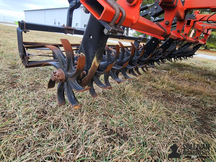 2013-kuhn-krause-excelerator-8000-image-15