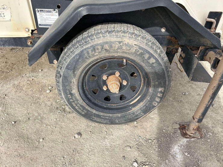 light-tower-image-18