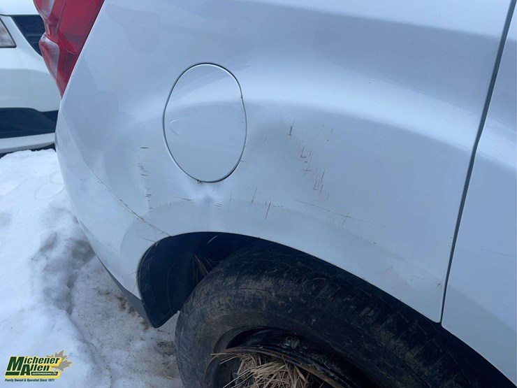 2017-chevrolet-equinox-image-35