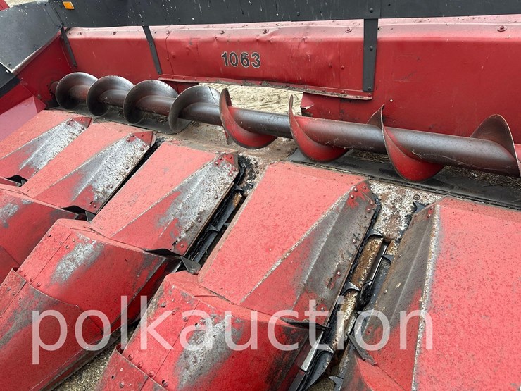 case-ih-1063-image-2