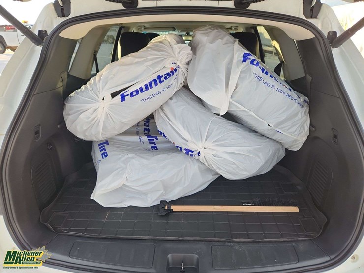 2015-nissan-pathfinder-image-17