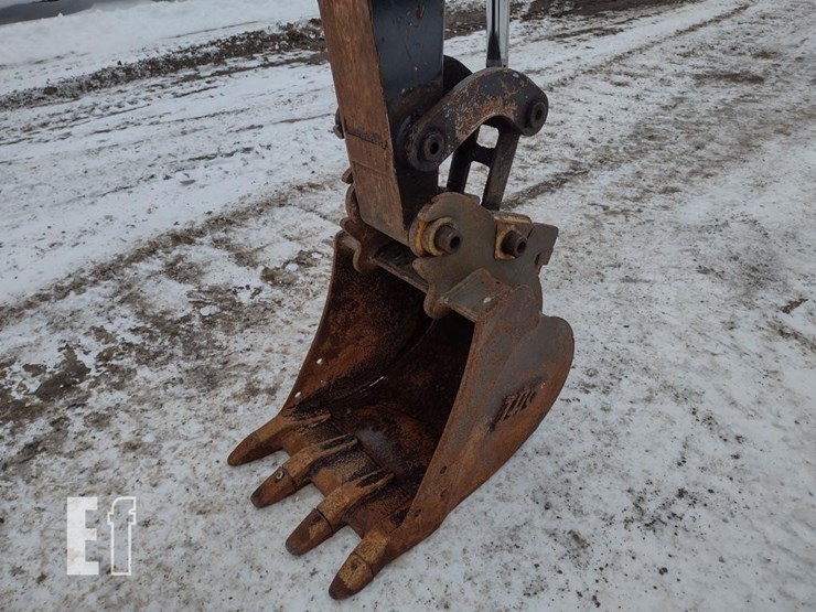 2016-deere-35g-image-18