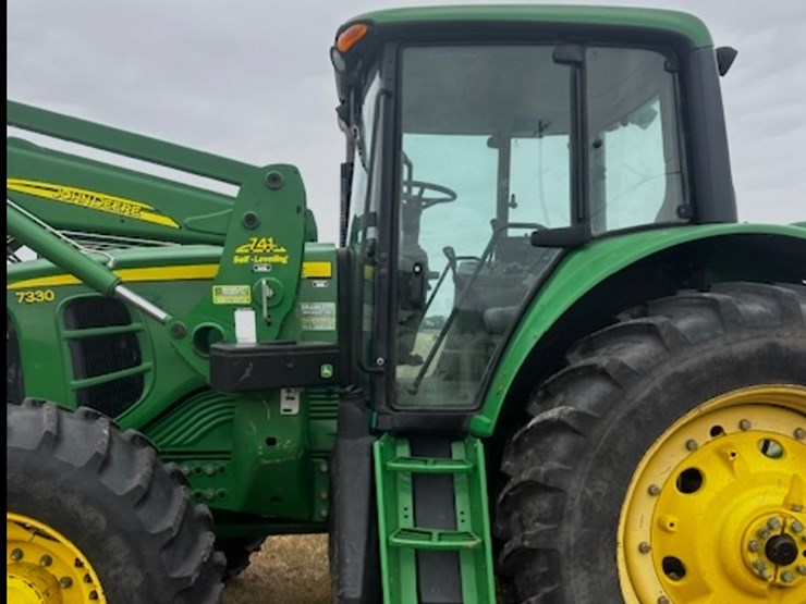 2009-john-deere-7330-image-24