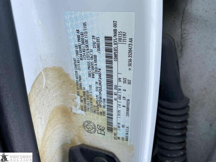 2018-ford-f150-image-13