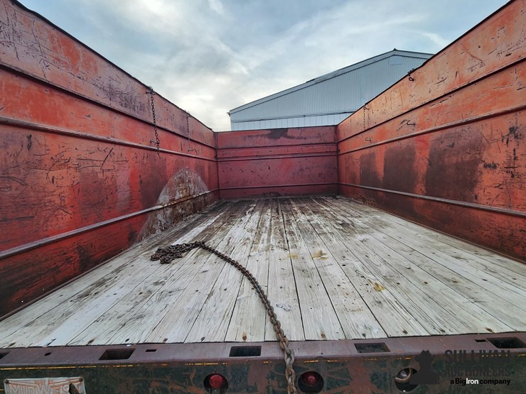 1976-gmc-c6500-s/a-grain-truck-image-11