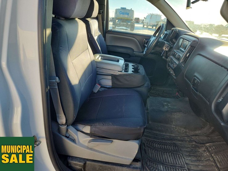 2014-chevrolet-silverado-1500-image-16