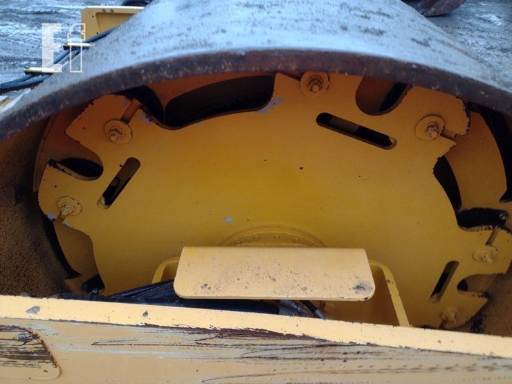 2014-volvo-sd115-image-20