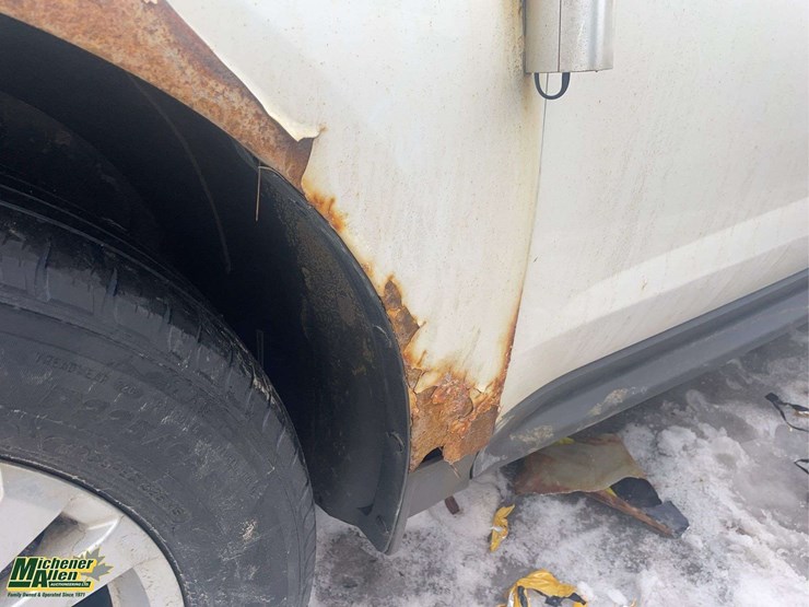 2015-chevrolet-equinox-image-30