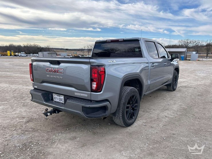 2023-gmc-sierra-elevation-crew-cab-4x4-pick-up-truck-image-3