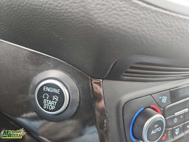 2018-ford-escape-titanium-image-18