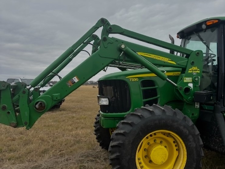 2009-john-deere-7330-image-25