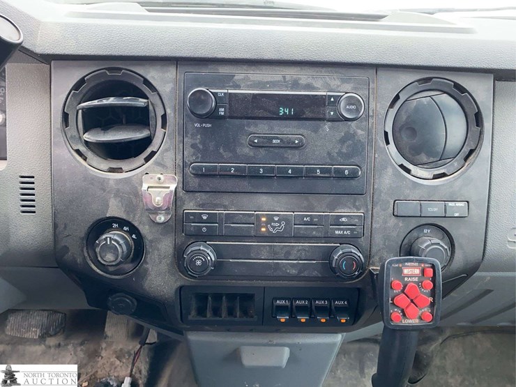 2013-ford-f450-image-35