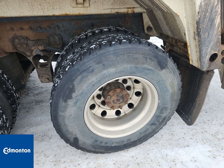 2010-autocar-xpeditor-image-12