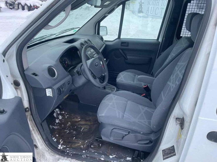 2011-ford-transit-connect-image-10