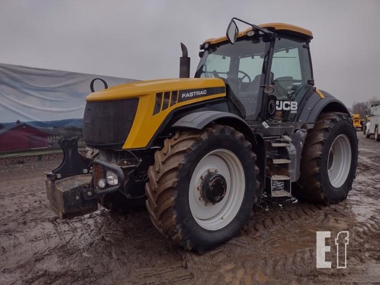 jcb-fastrac-8250-image-25