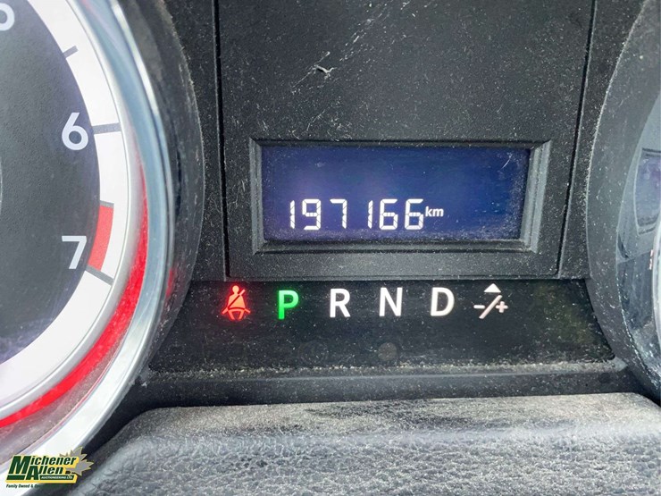 2011-dodge-grand-caravan-image-13