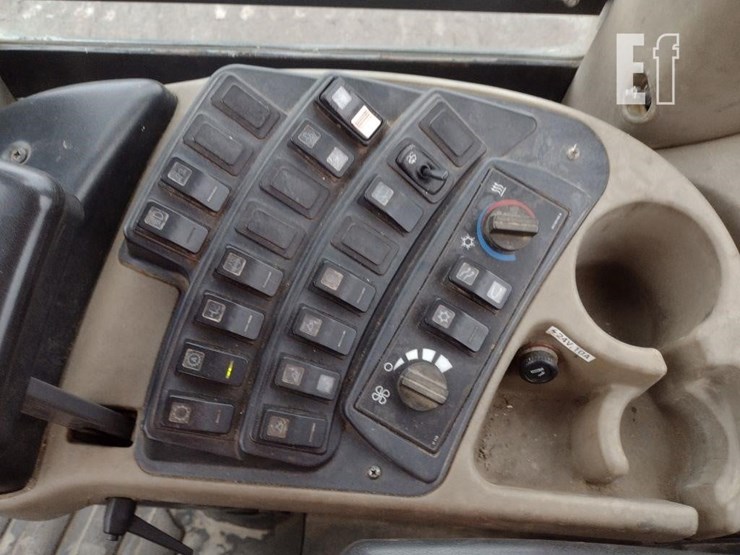 2016-case-721f-image-9