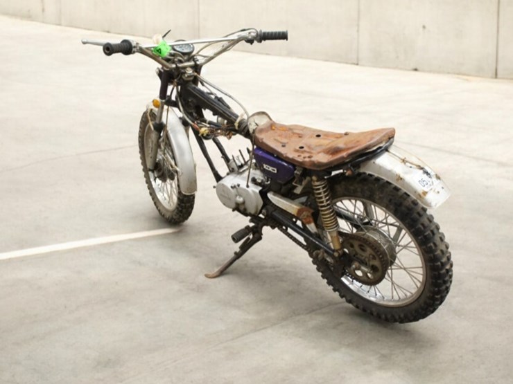 1973-yamaha-lt2-motorcycle-image-3