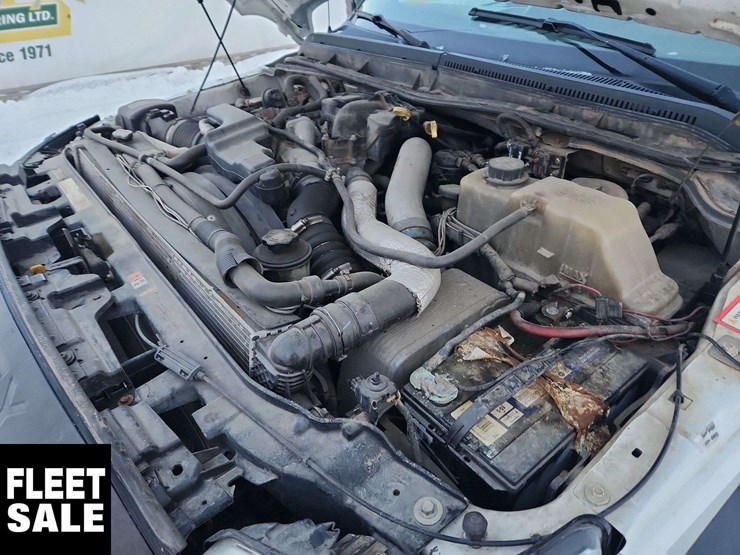 2011-ford-f550-image-30