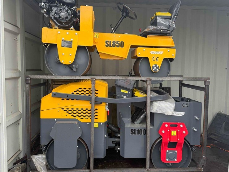 new-sd-lanch-co.-sl1000-tandem-vibratory-roller-image-1