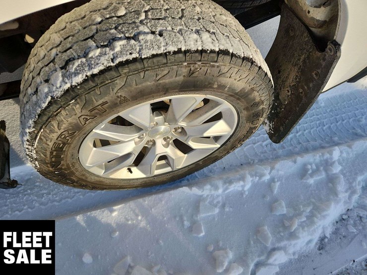 2019-chevrolet-silverado-1500-image-11