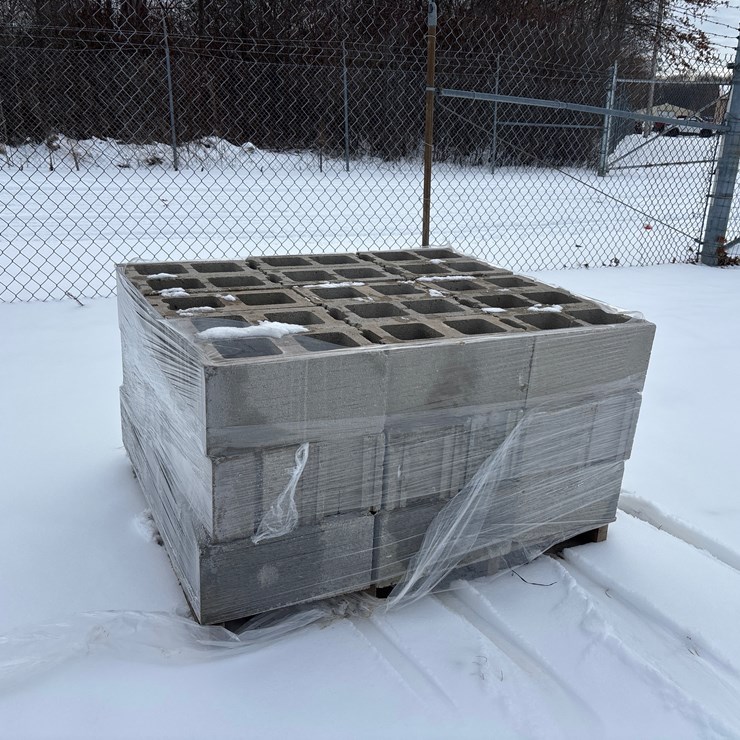 #6500 • E1. New pallet of cinder block