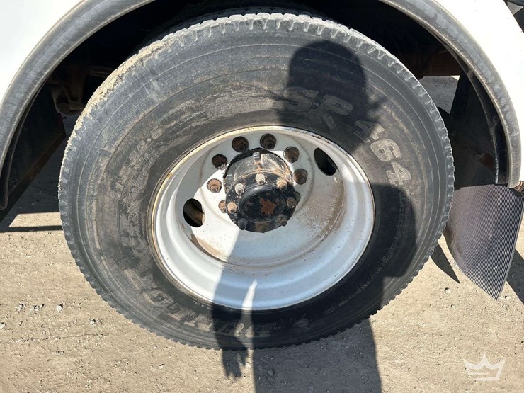 2007-ford-f750-image-37