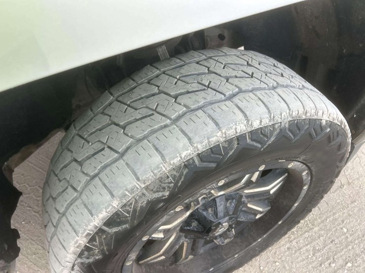 2016-gmc-sierra-1500-image-18