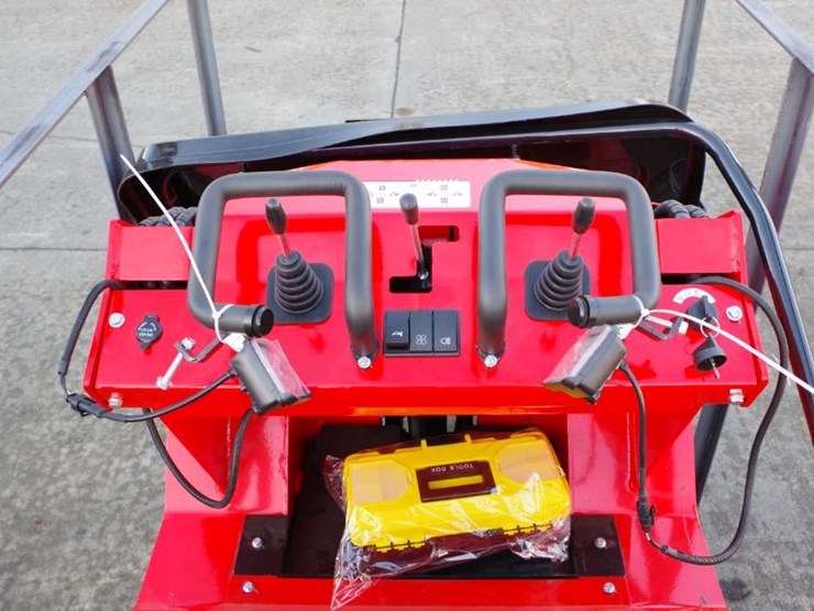 2026-agt-industrial-sda-140w-mini-skid-steer-loader,-rato-gasoline-engine,-44"-bucket,-unused-image-6