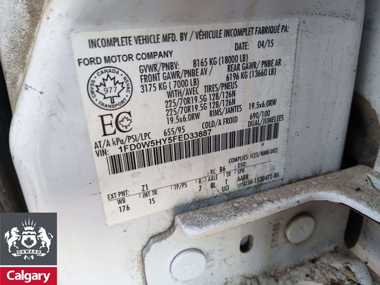 2015-ford-f550-image-25