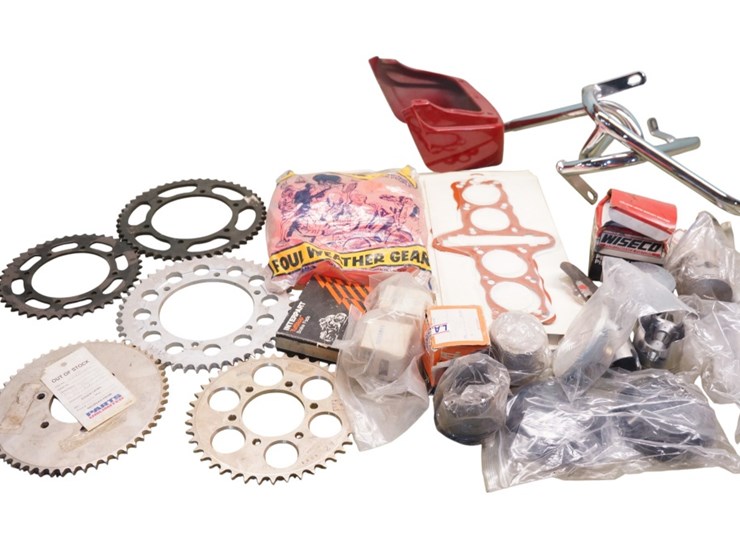 kawasaki-miscellaneous-parts-lot-image-1