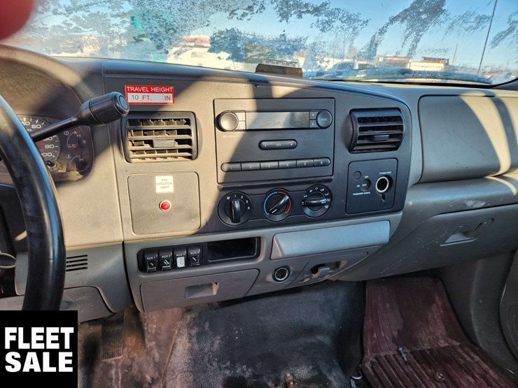 2007-ford-f550-image-29