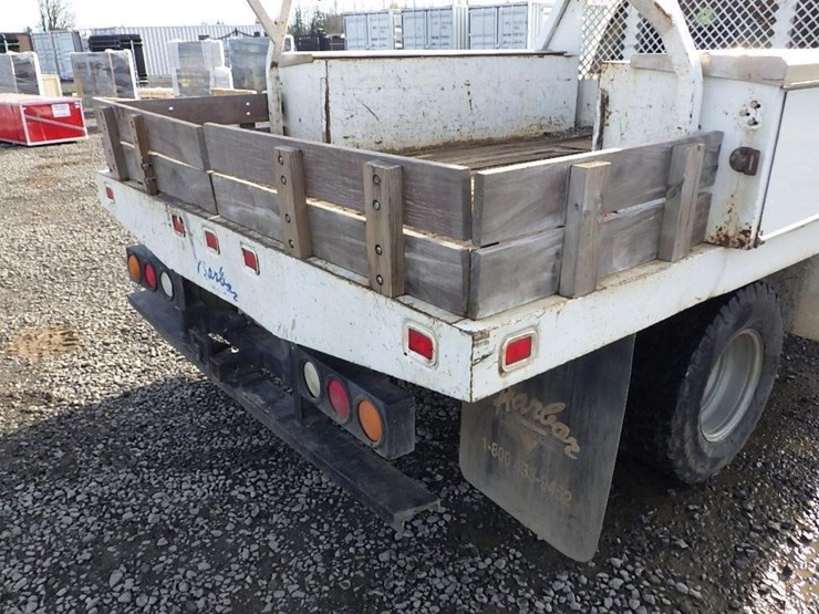 2005-chevrolet-3500-image-9