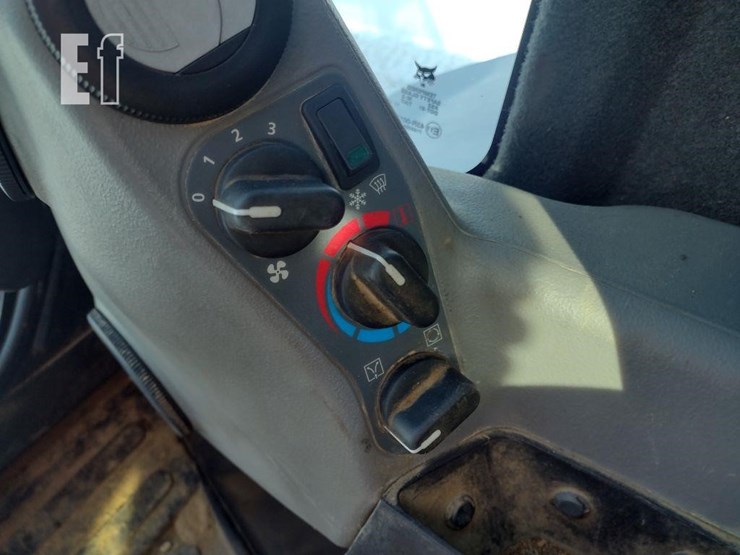 2012-bobcat-e45-image-9