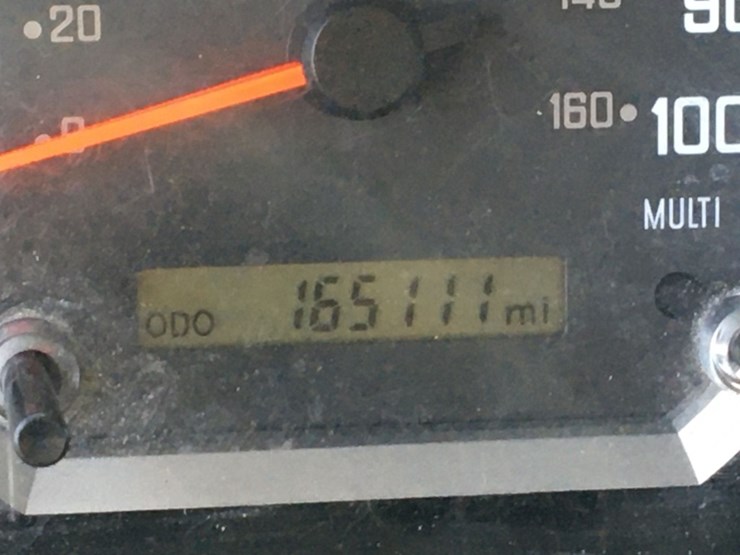 2019-isuzu-nrr-image-5