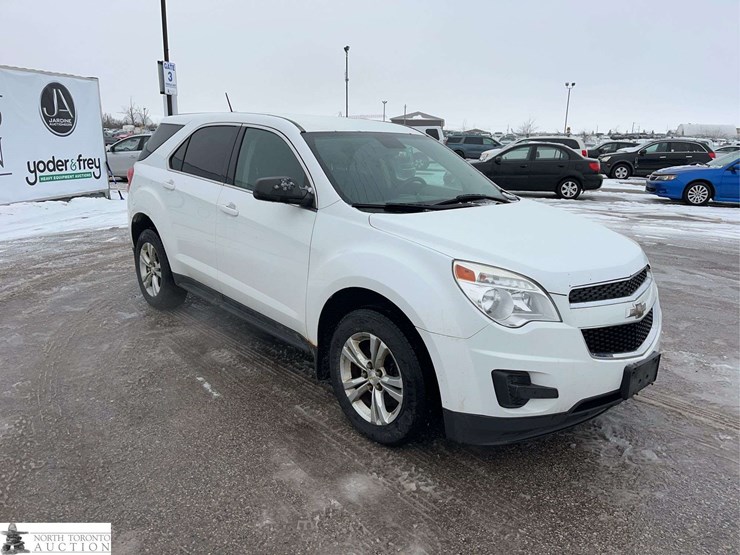 2015-chevrolet-equinox-ls-image-4