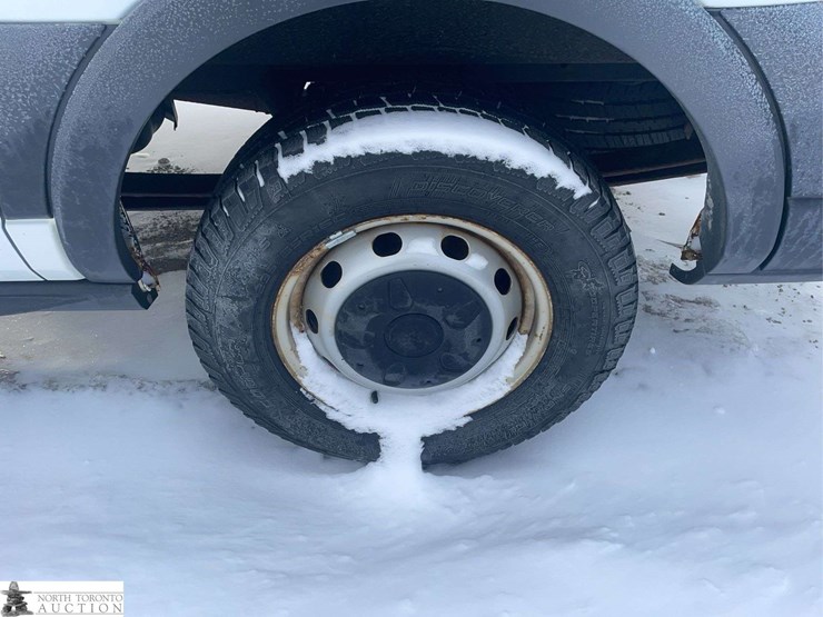 2016-ford-transit-image-21