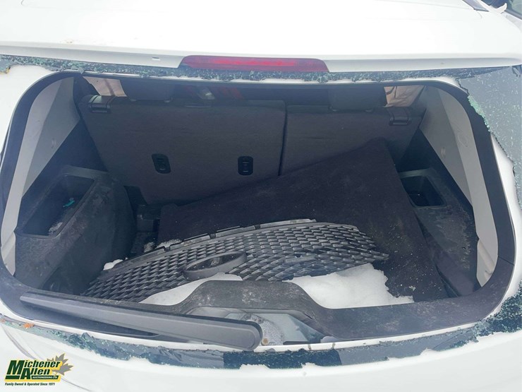 2017-chevrolet-equinox-image-24